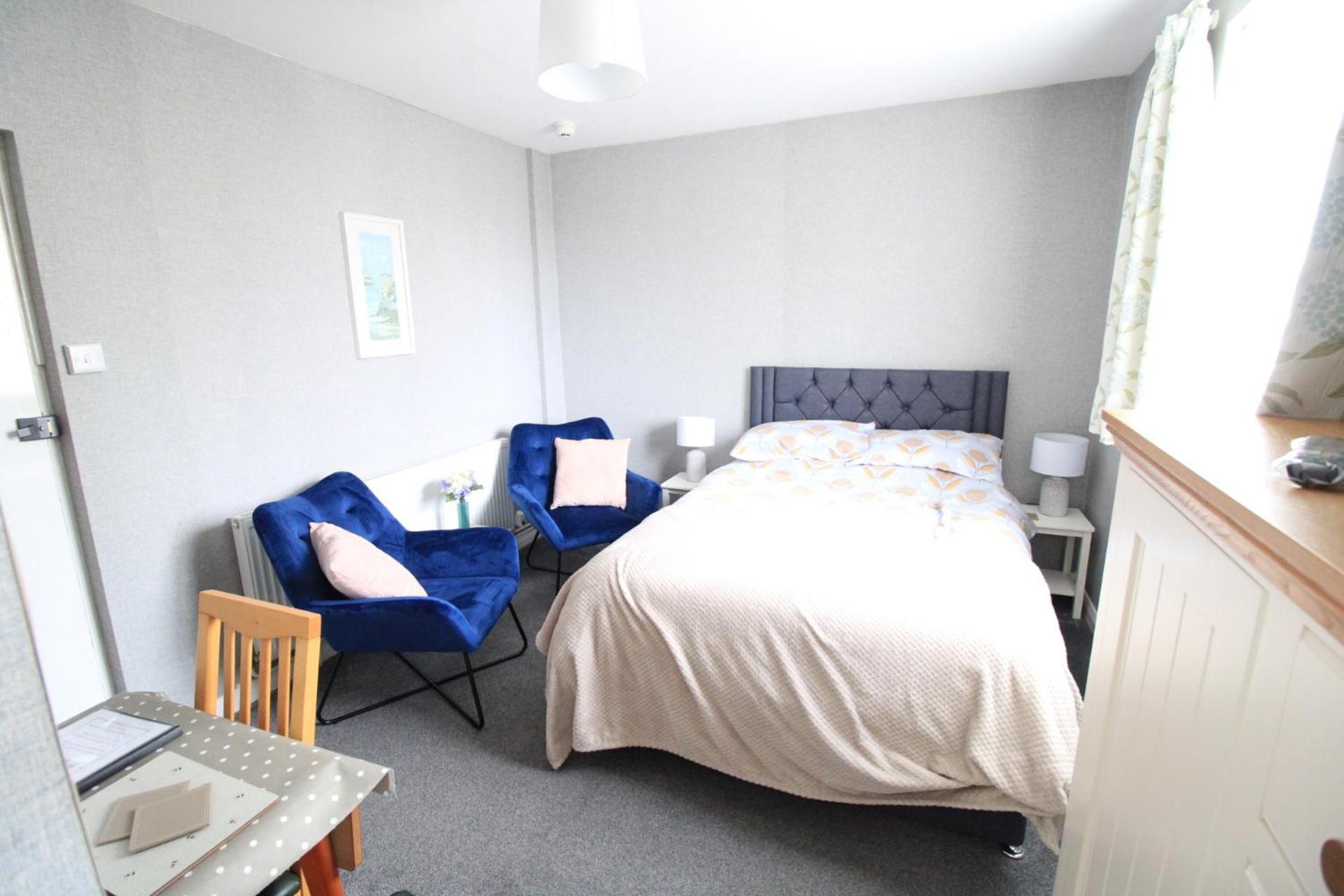 Chelston Dene Holiday Apartments Torquay Room photo